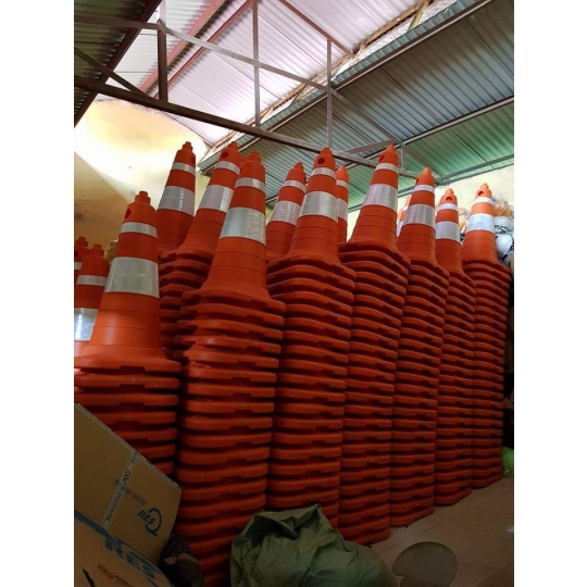 Cọc giao thông 2 phản quang hàn quốc