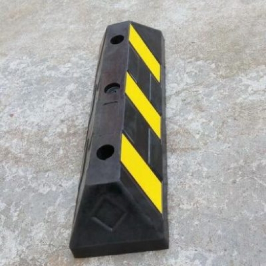Chặn lùi sau xe cao su 55cm